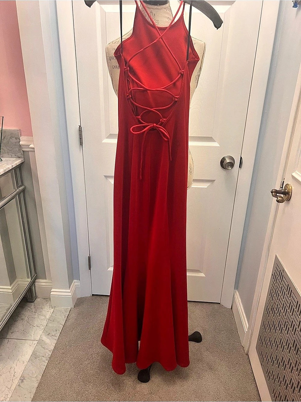 Nouveau Red Lace-Up Back Gown Size Small Like New